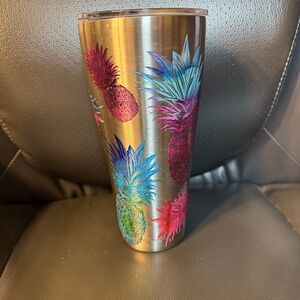 New Tervis 30 oz tumbler with watercolor pineapples